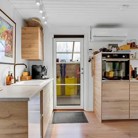 Beautiful In Brkop With 1 Bedrooms And Wifi Σπίτι διακοπών